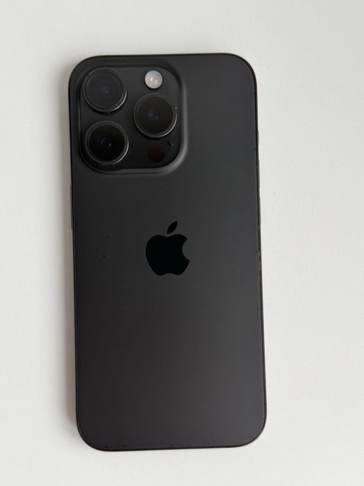 iPhone 15 Pro – Black Titanium | 84% baterie | cutie originala