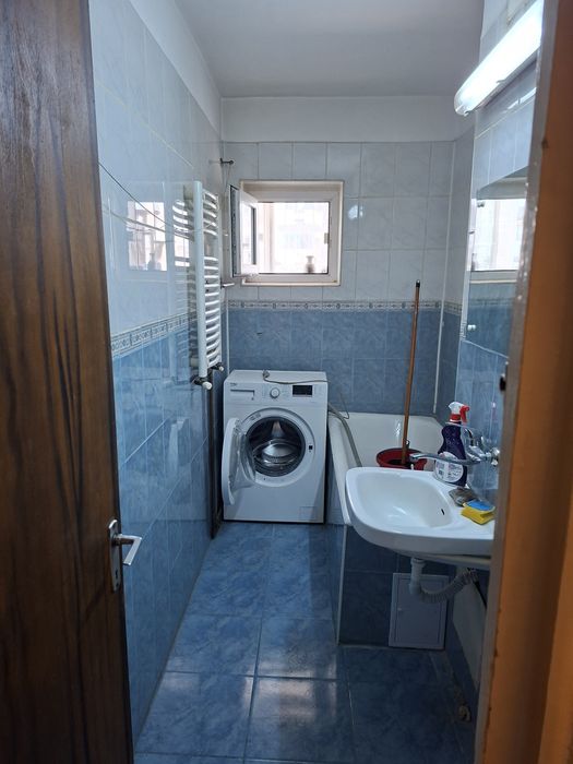 Apartament de închiriat,str Pecineaga,et 2,complet mobilat