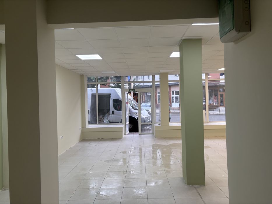 Spațiu comercial 60 mp de închiriat sau vânzare – centru Vișeu de Sus