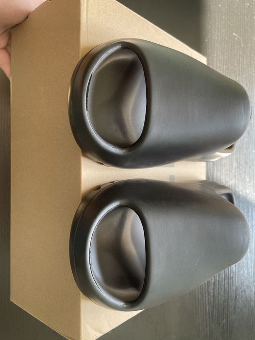 Adidas Yeezy Slides