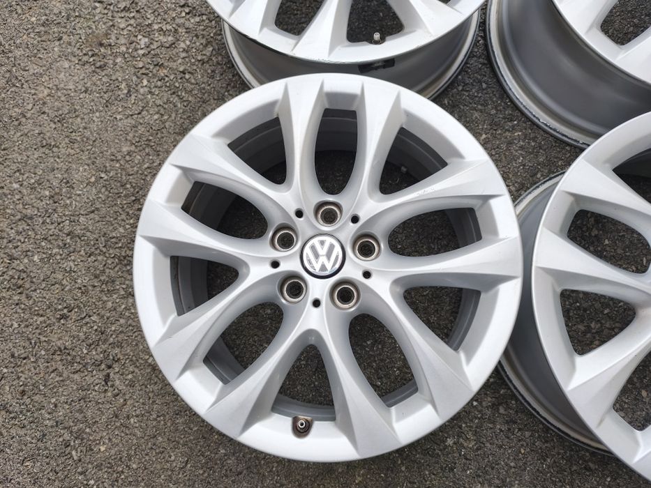 Фолксваген/VW; 17 цола 5х112; 4 бр.  лети джанти