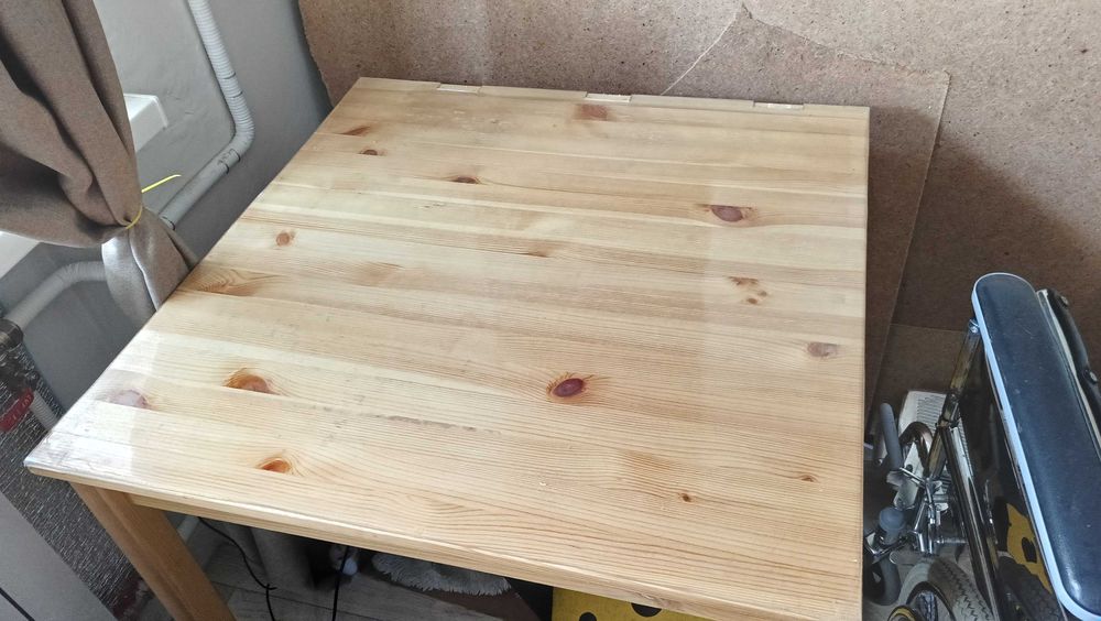 Продам  стол из икеи