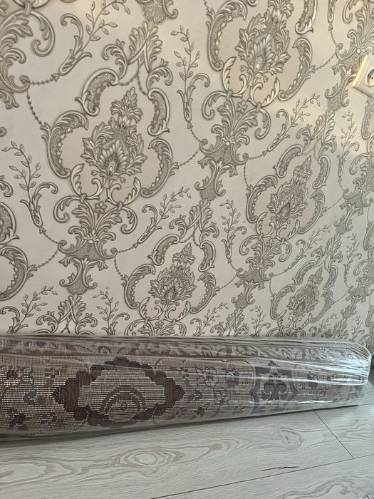 Продается отличный палас 5/3