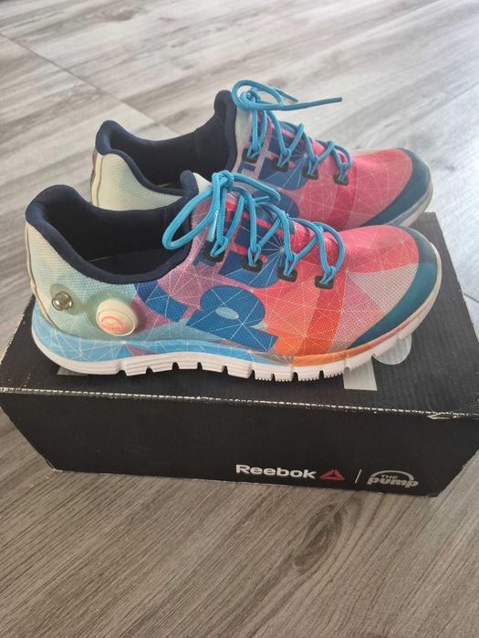Нови маратонки Reebok pump размер 37.5