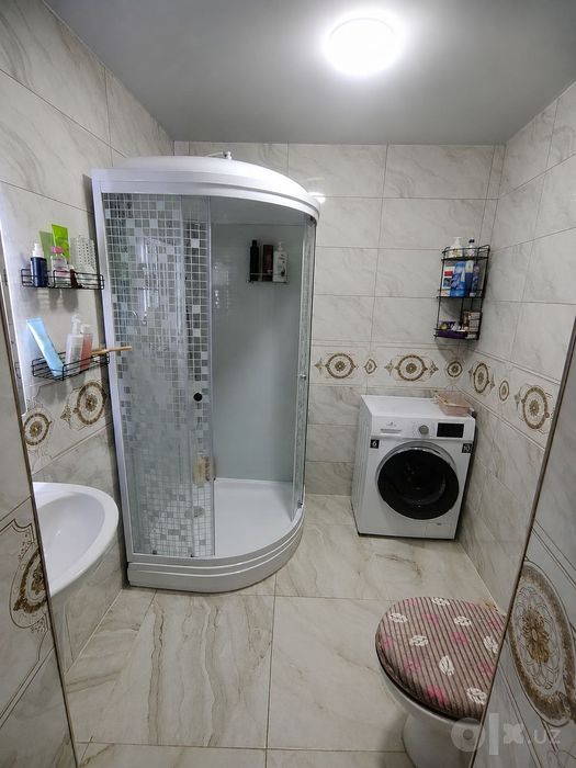 Срочно продается коттедж 2 х комнатный  в яшнабадском районе