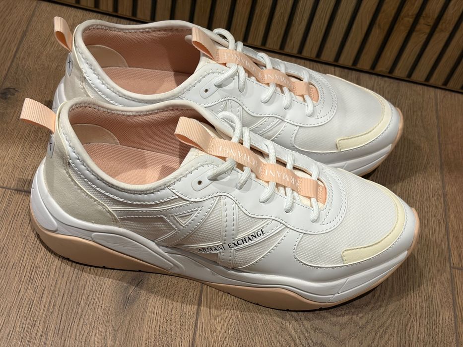 Armani exchange маратонки