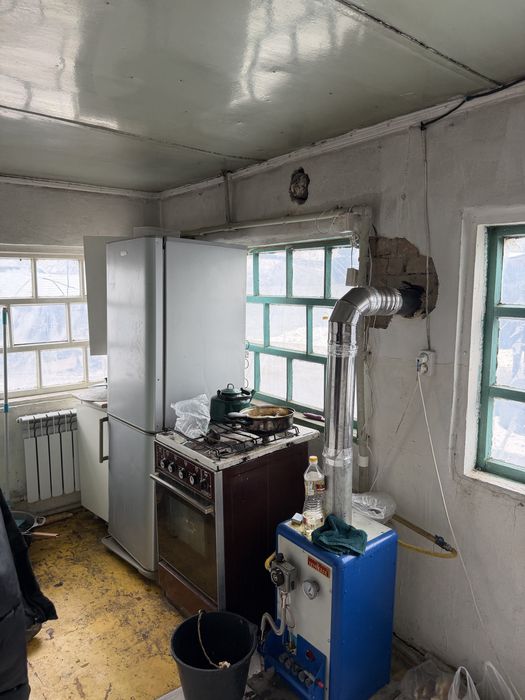 Продам дом с откормом для скота