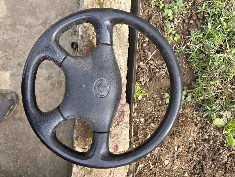 Волан Мазда 626 II