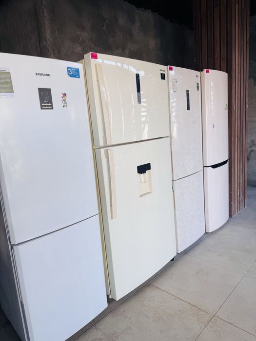 Продам Большой Холодильник с доствкой