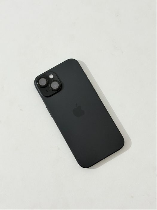 Продам iPhone 15 128 гб черный