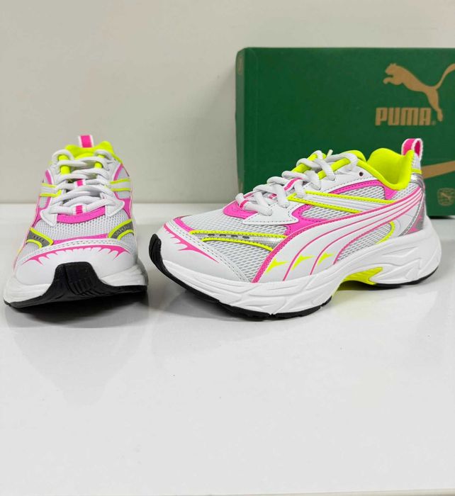 Puma Morphic Poison Pink