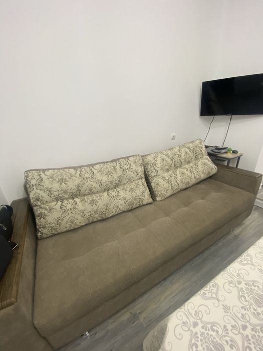 Продам диван в хорошем состоянии