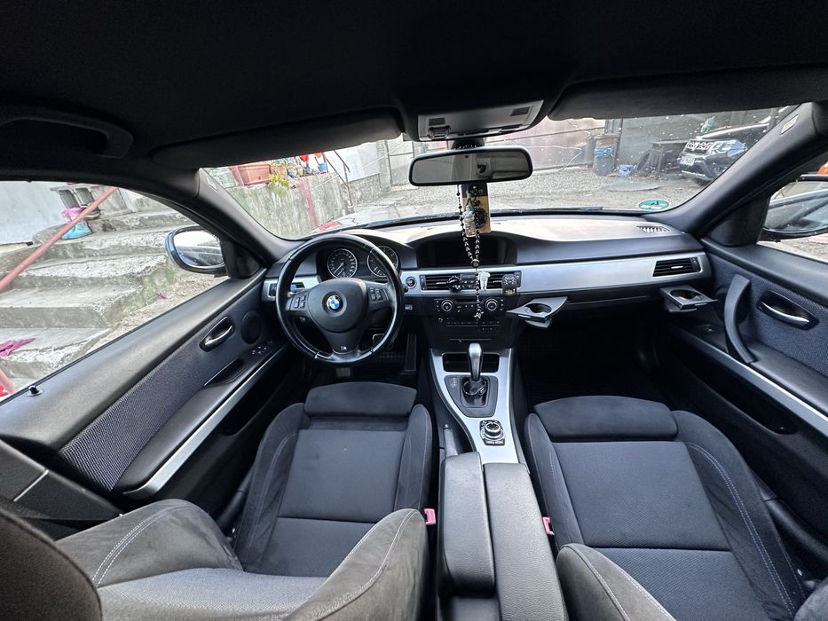 BMW 3 Series 2011 — imagine 4