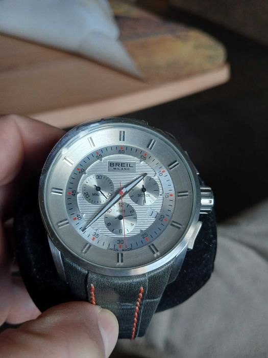 Часовници Cerruti,Breil
