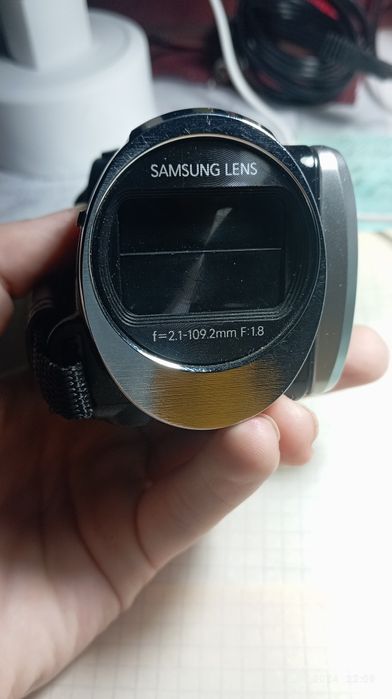 Видеокамера SAMSUNG