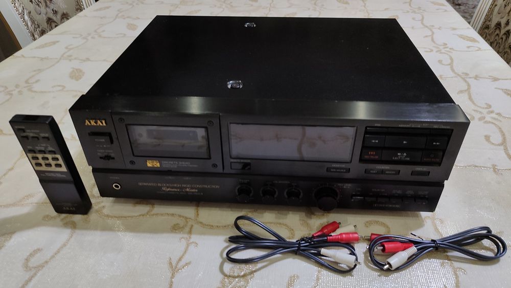 AKAI GX75 (artefact)