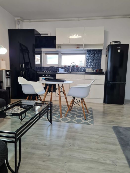 Închiriere apartament 2 camere 57 mp Mamaia Sat, loc de parcare inclus
