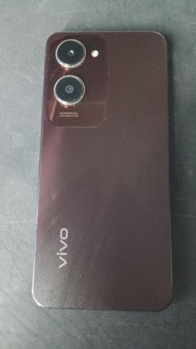 Продам телефон Vivo Y18