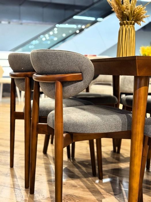 Стол и стулья от комфорт мебель