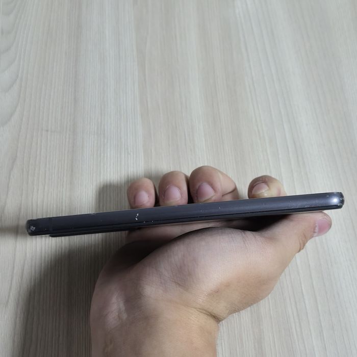 Samsung S21 FE с коробкой