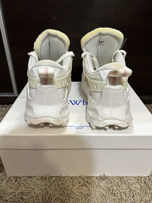 Adidasi Off White Odsy