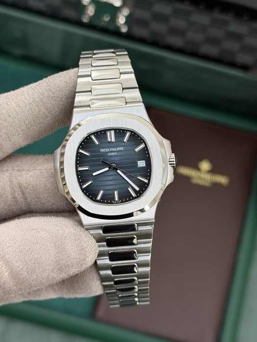 Patek Philippe Nautilus 5711a Blue Dial