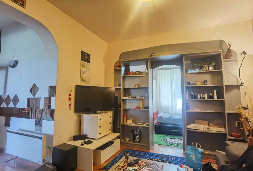 Продава се Тристаен апартамент в Разград, Център - 74 кв.м за 1723 €/кв.м - Снимка #5