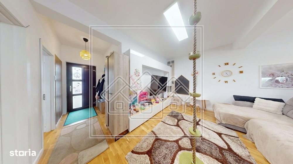 Casa tip duplex, 125 mp utili, partial mobilata - Cristian