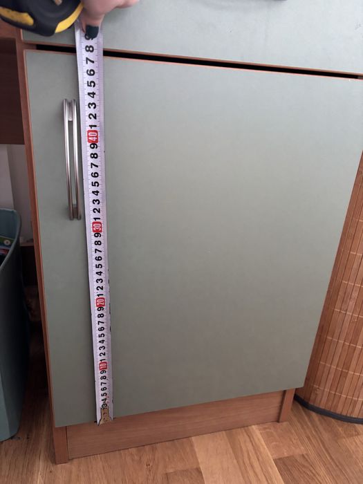 Ученическо бюро много запазено