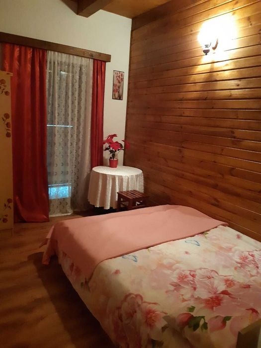 Inchiriez Casa cu 5 camere in Sibiel (Sibiu)