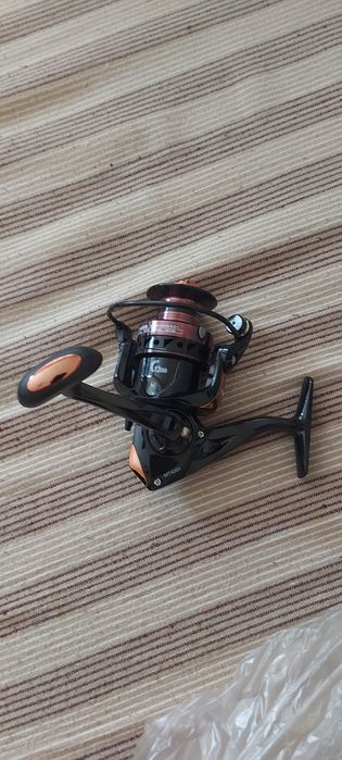 Оферта! 4м нова болонеза с макара, влакно, плувка,куки,риболов, такъм