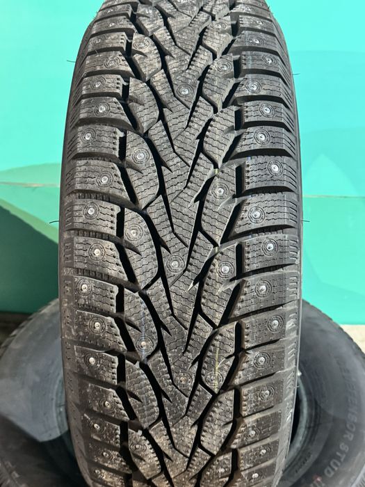 Шины 235/65 R16C Grenlander с шипами