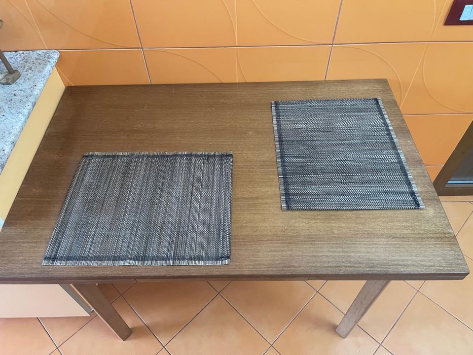 Masa extensibila , lemn