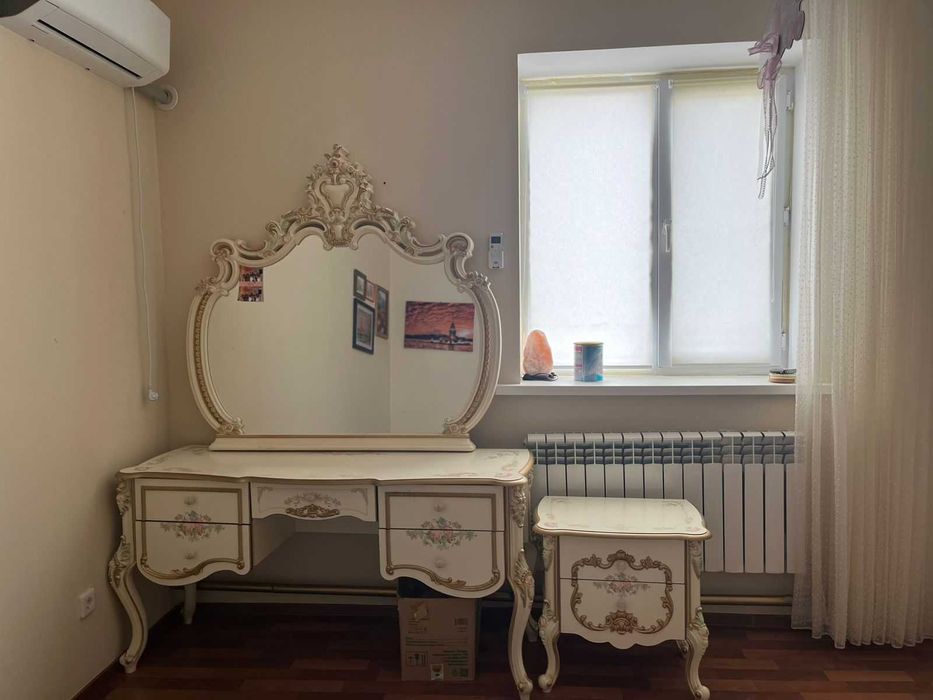 Спальный гарнитур в отличном состоянии