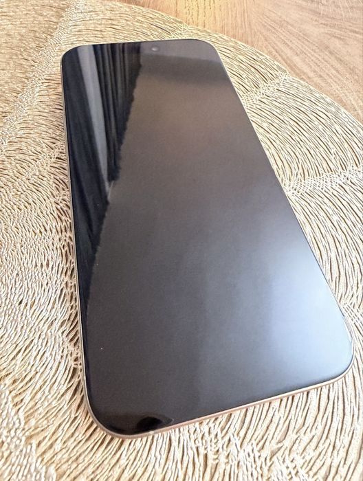 Iphone 16 pro garantie/95 baterie