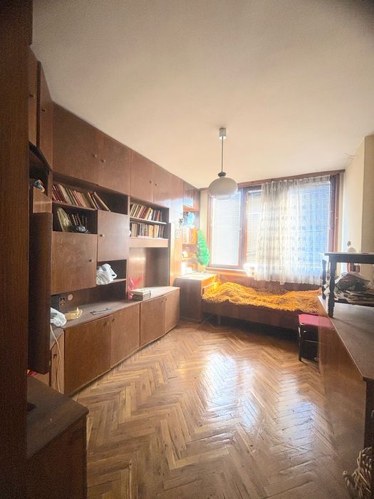 Продава се Четиристаен апартамент в Пазарджик, Руски - 115 кв.м за 566 €/кв.м - Снимка #3