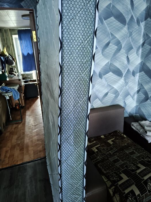 Продам матрас 90x200x20 см