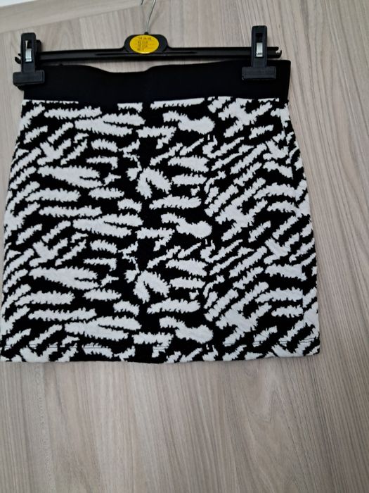 Fusta mini pentru fete