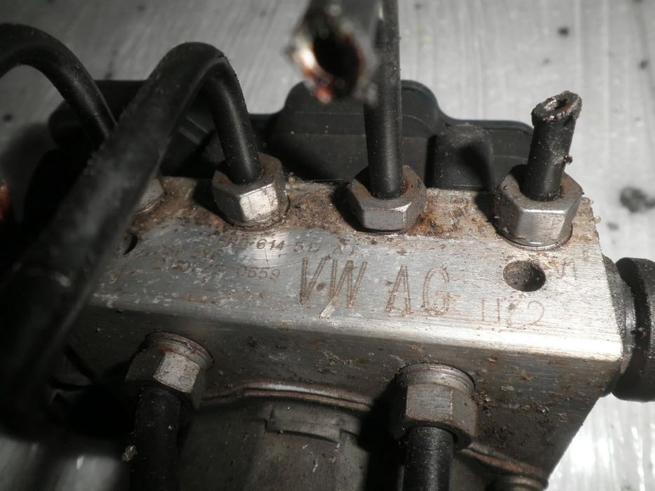 Pompa ABS Seat Ibiza 5, VW Polo 6R 1.2 TSI 6R0614517AJ 6R0907379AS