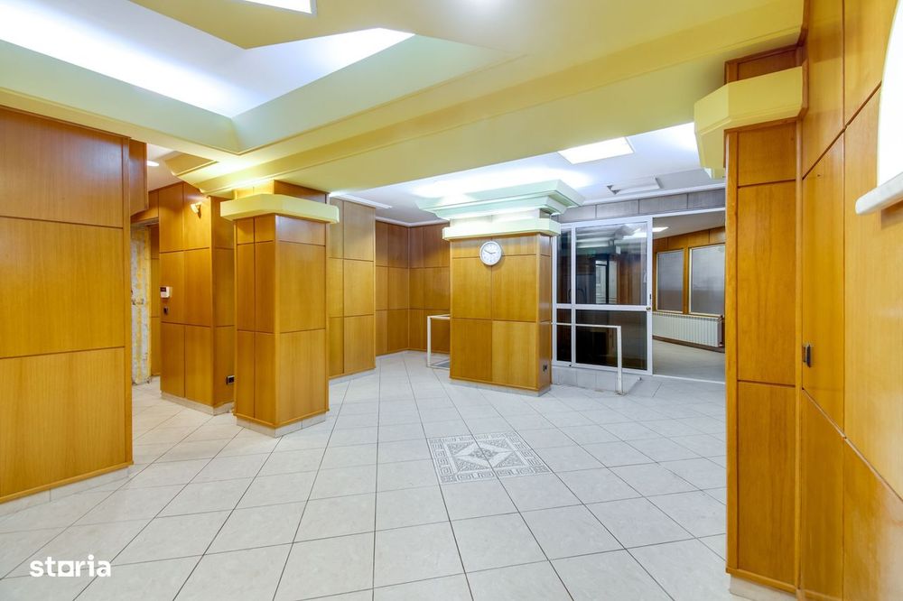 Armenească 14 | 4 camere | Spațiu comercial sau birouri — fotografia 1