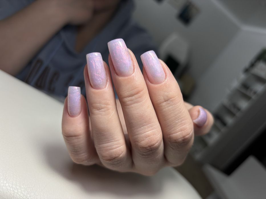 Маникюр и педикюр