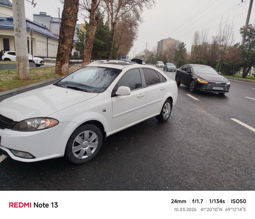 Продается  Chevrolet  Lasetti в  Отличном состояние под Жентр