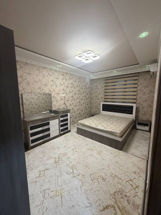 Чиланзар 18 3/3/5, Балкон 1,5х3, 67м2