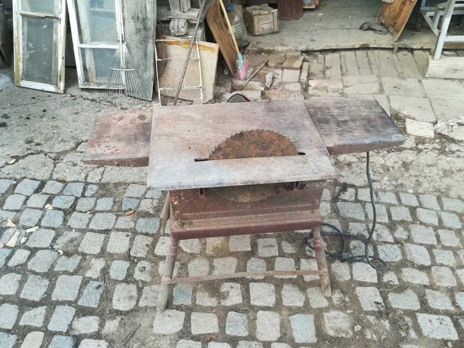 Много Запазен Български Абрихт производство на Рачо Ковача гр. Габрово