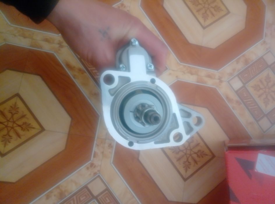 Стартер на гольф