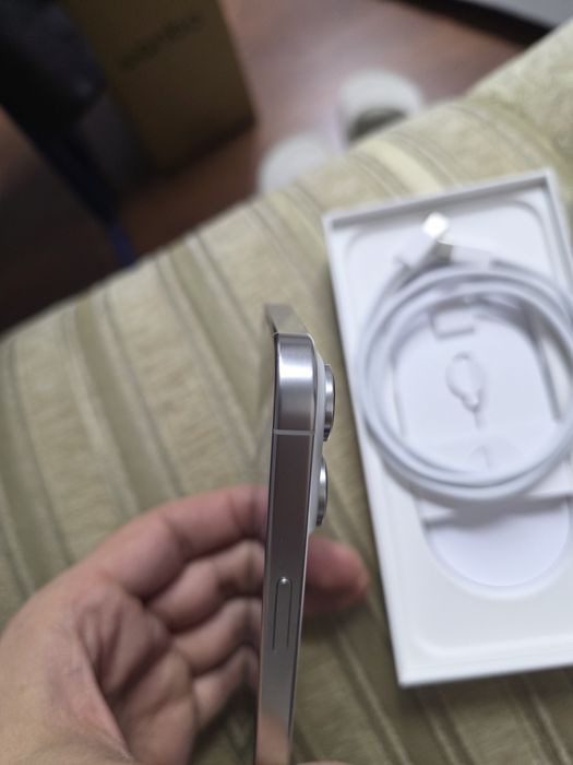 Срочно Торг iPhone 16 Pro Max 1 Tb (Белый)