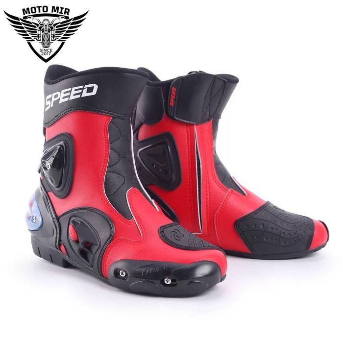 В наличии имеются профессиональные RidingTribe ботинки