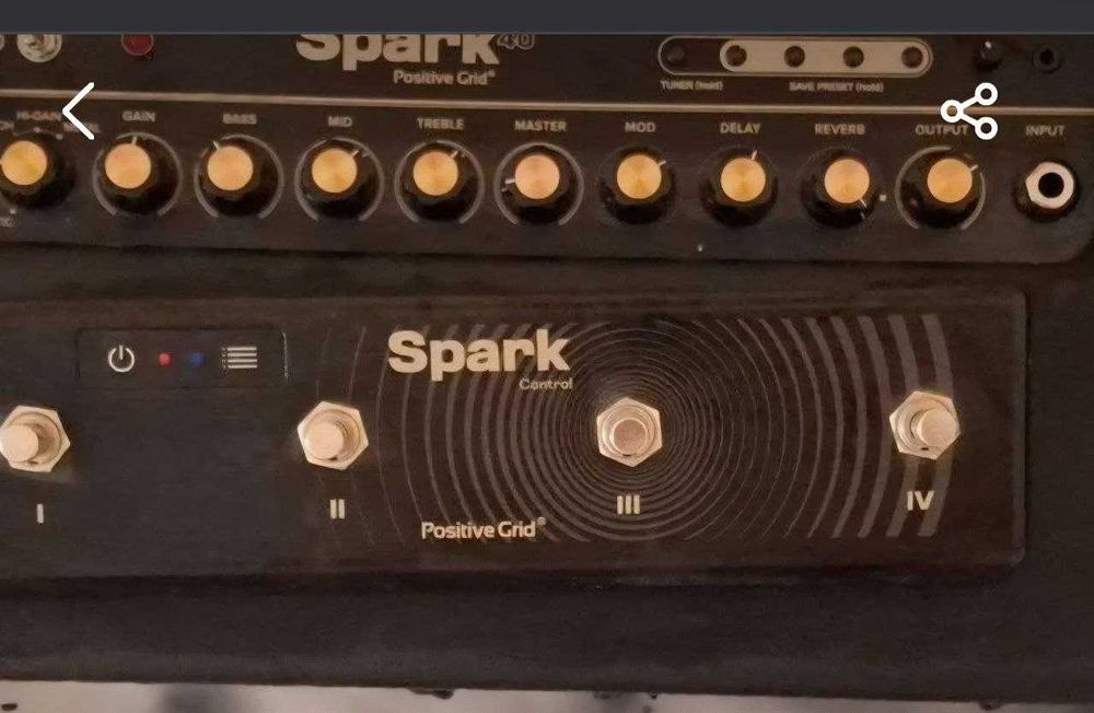 Продам комбоусилитель Spark PositiveGrid в прекрасном состоянии, Торг