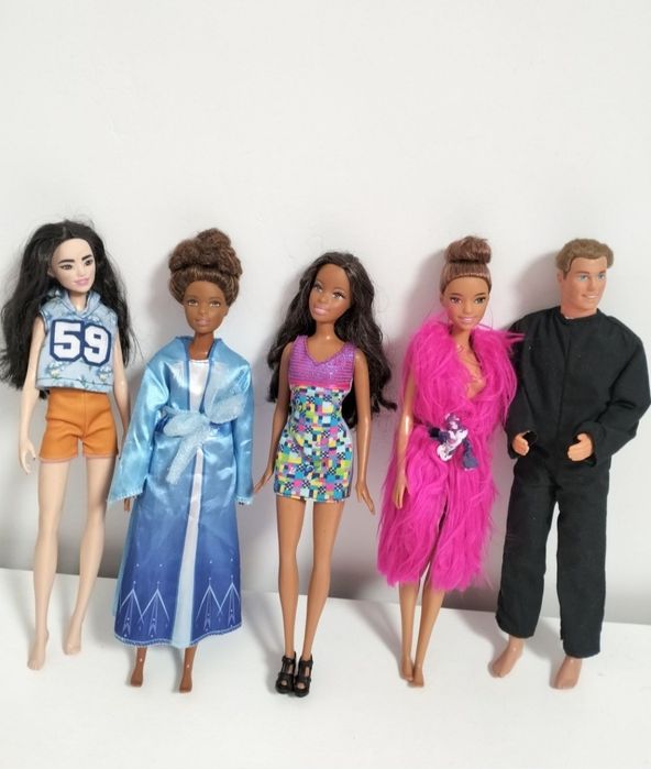 Păpuși Barbie loturi