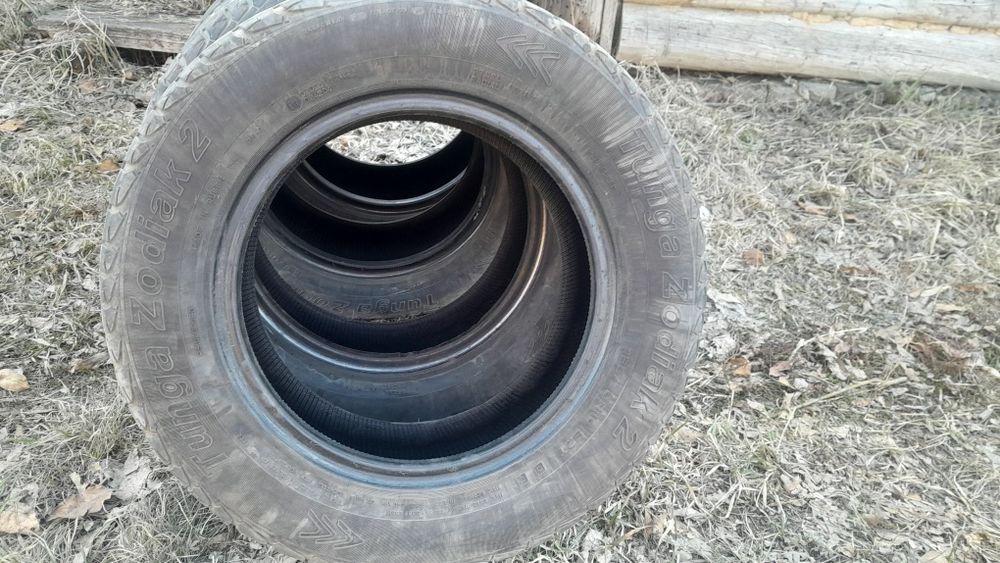 Продам шины в хорошем состоянии!!!